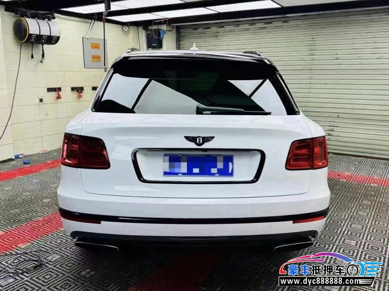 16年宾利添越轿车抵押车出售