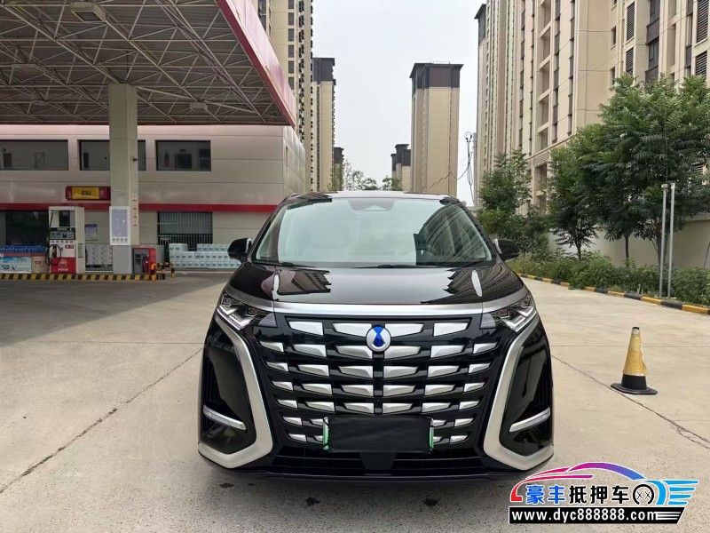 24年腾势D9轿车抵押车出售