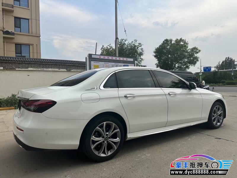 23年奔驰E轿车抵押车出售