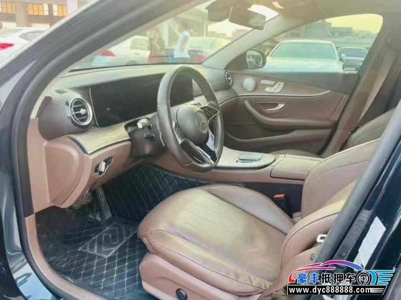 20年奔驰E轿车抵押车出售