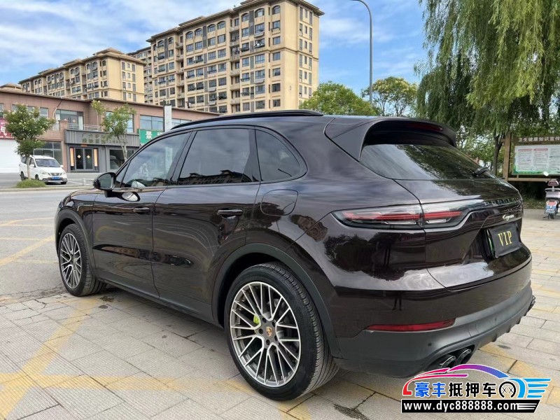 21年保时捷卡宴轿车抵押车出售