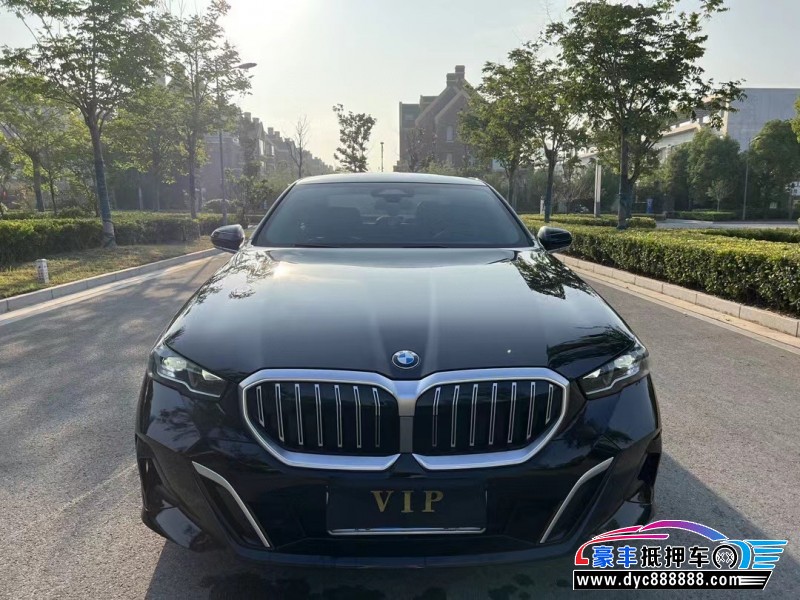 24年宝马5系轿车抵押车出售