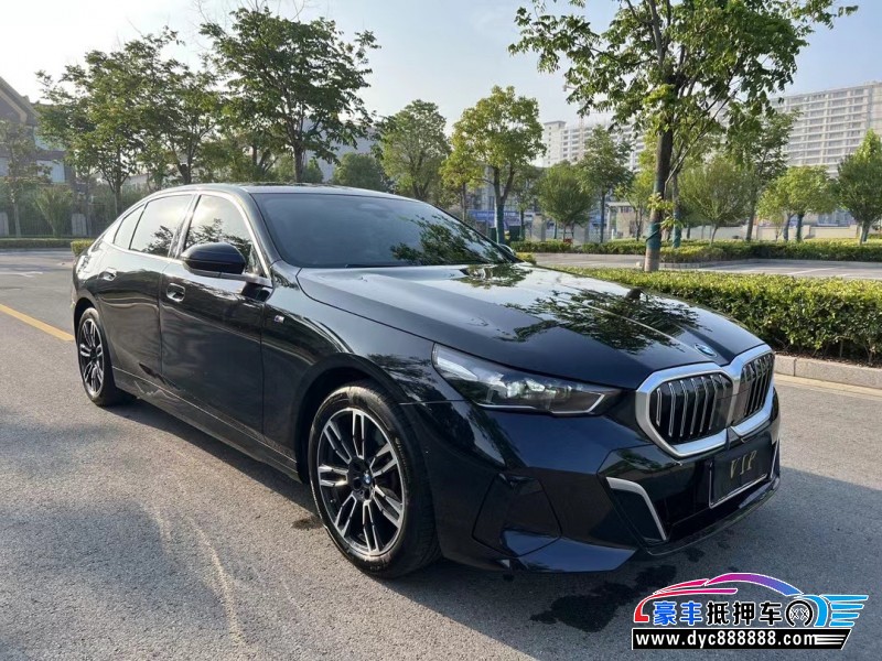 24年宝马5系轿车抵押车出售