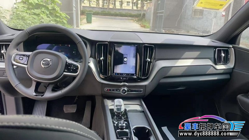 25年沃尔沃XC60轿车抵押车出售