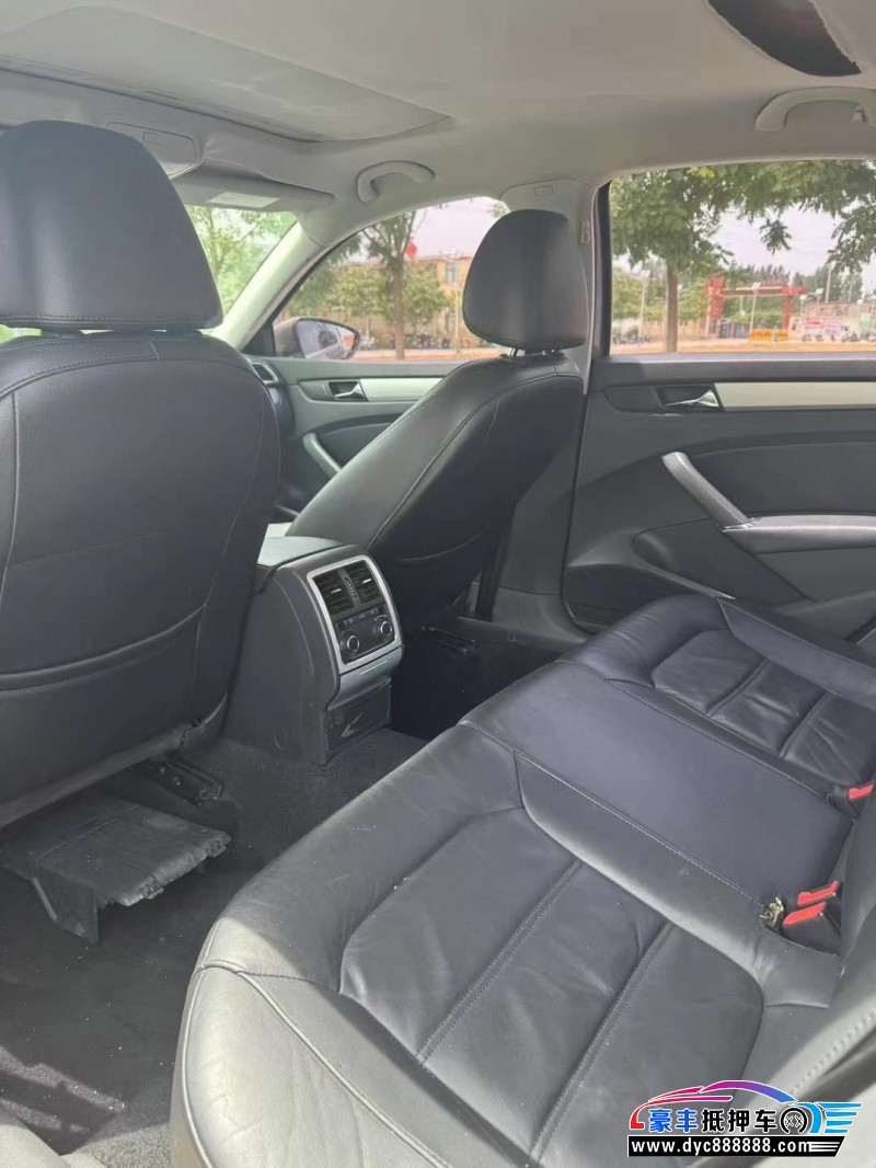 15年大众帕萨特轿车抵押车出售