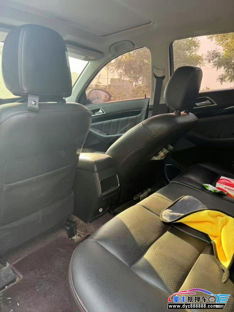 16年猎豹汽车CS10轿车抵押车出售