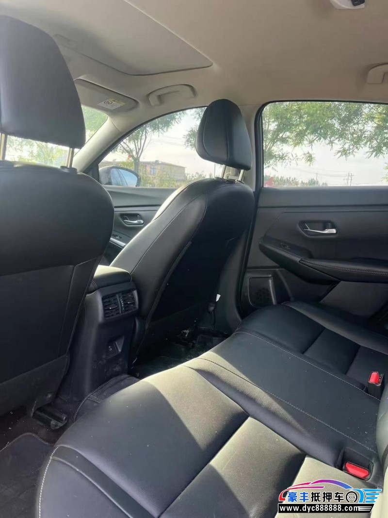 24年日产轩逸轿车抵押车出售