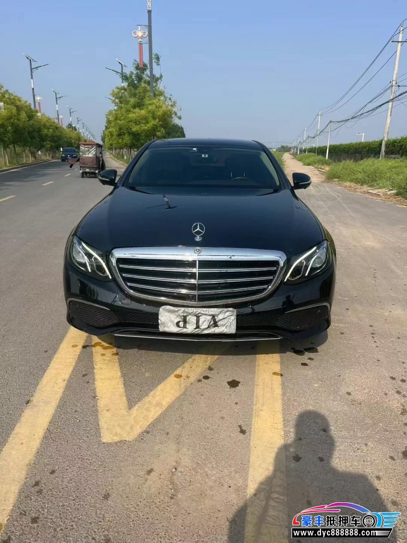 19年奔驰E轿车抵押车出售