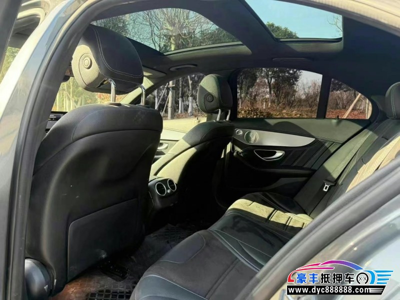 19年奔驰C级AMG轿车抵押车出售