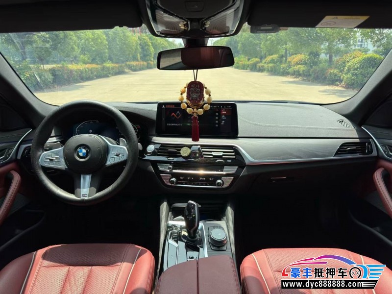 24年宝马5系轿车抵押车出售