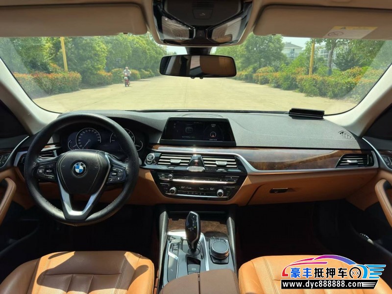 18年宝马5系轿车抵押车出售