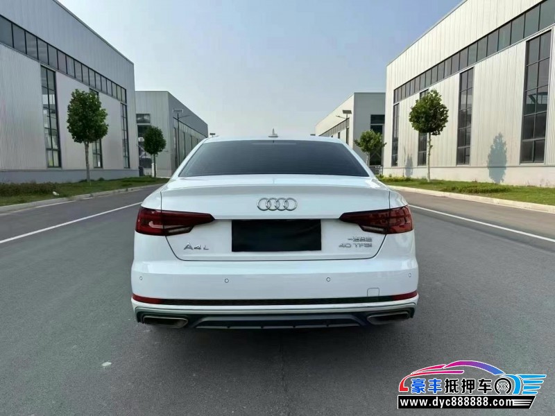20年奥迪A4轿车抵押车出售