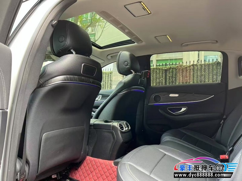 16年奔驰E轿车抵押车出售