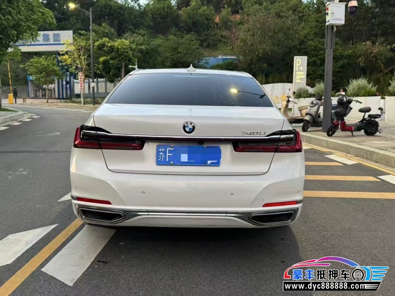 20年宝马7系轿车抵押车出售