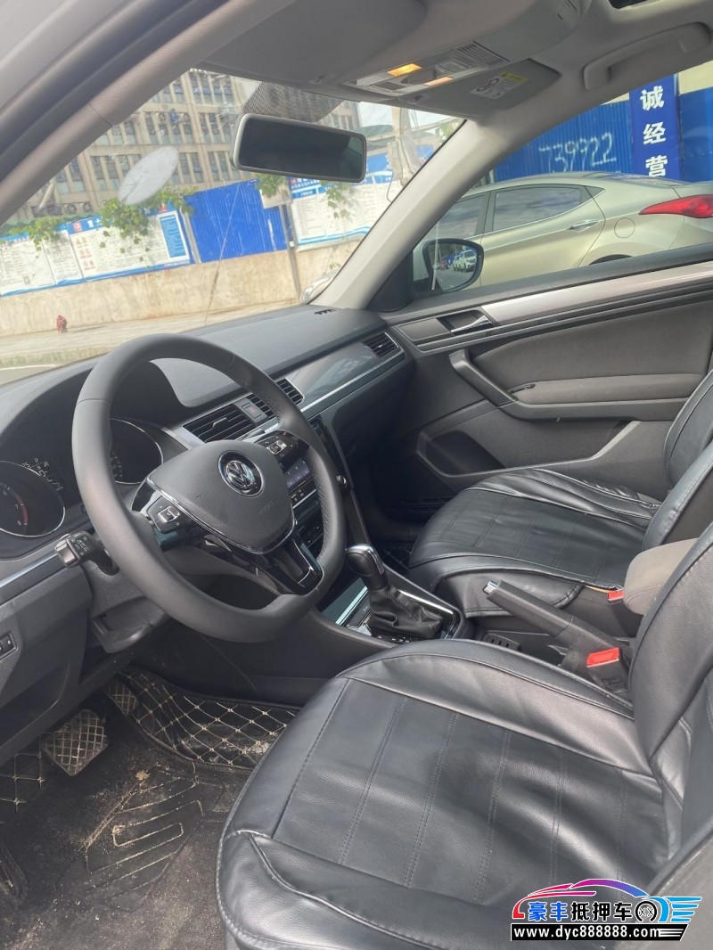 23年大众凌渡轿车抵押车出售