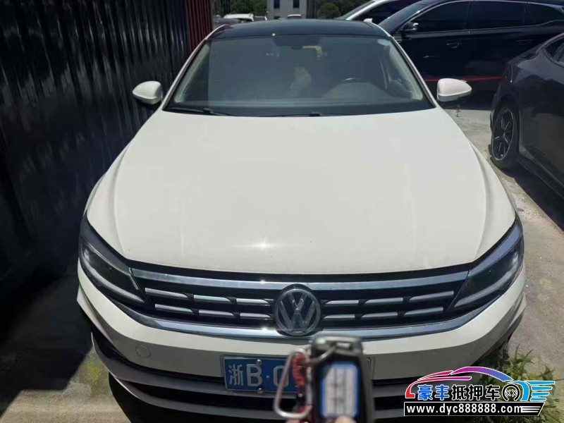 22年大众凌渡轿车抵押车出售