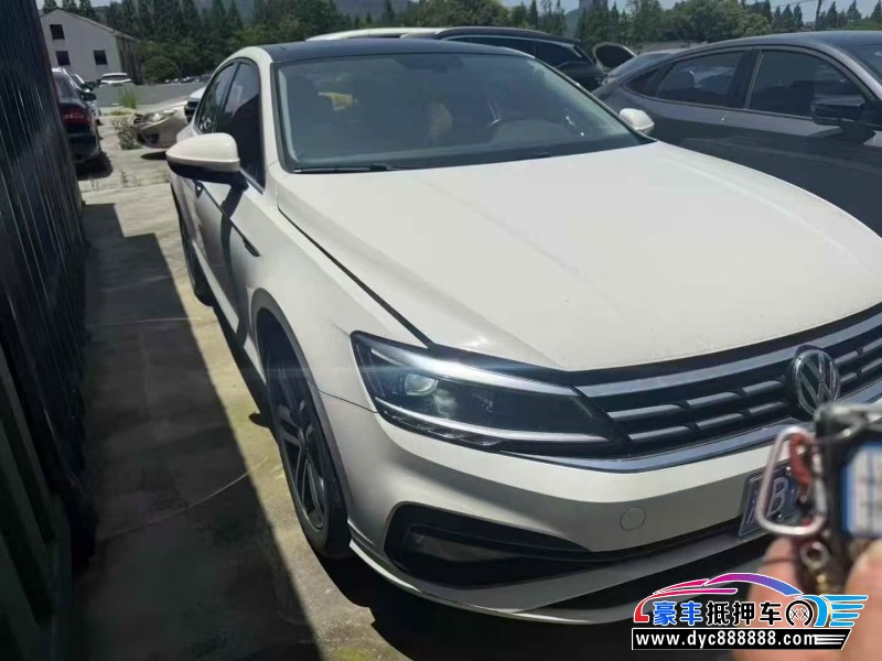 22年大众凌渡轿车抵押车出售