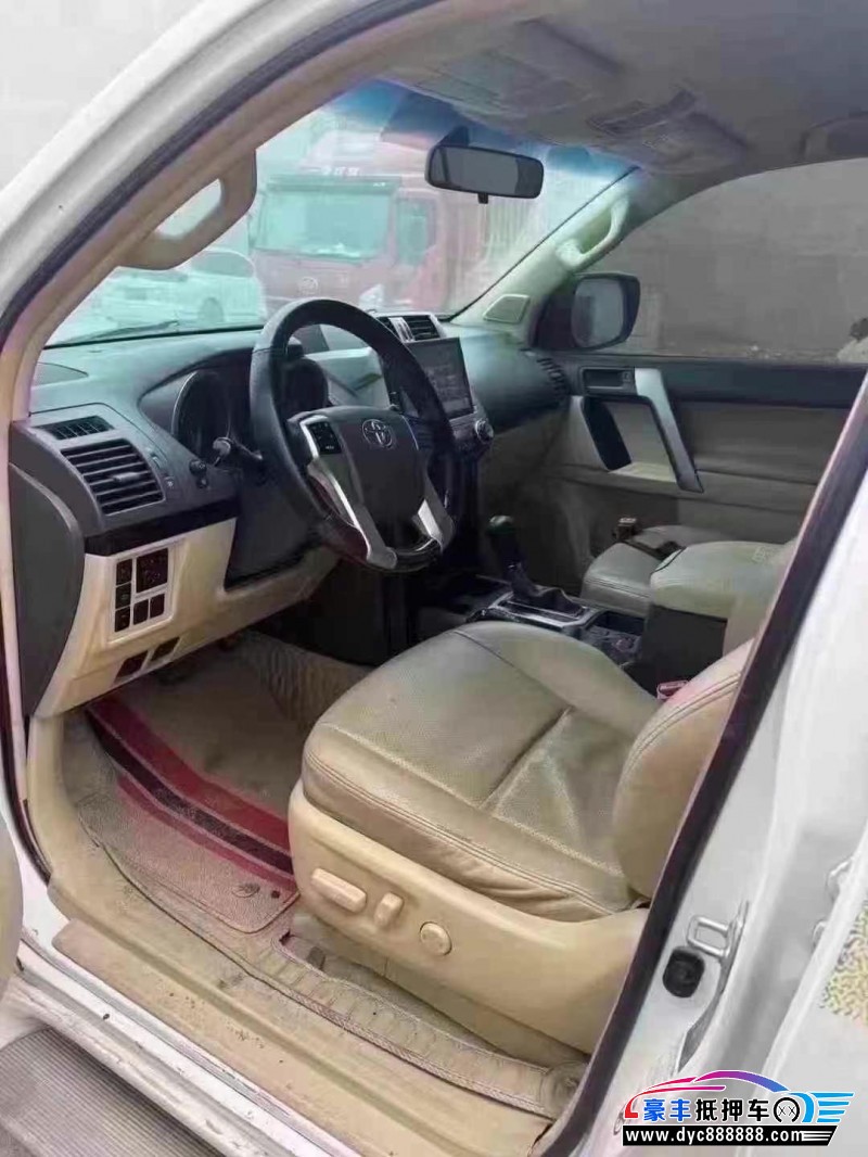 14年丰田普拉多（霸道）轿车抵押车出售