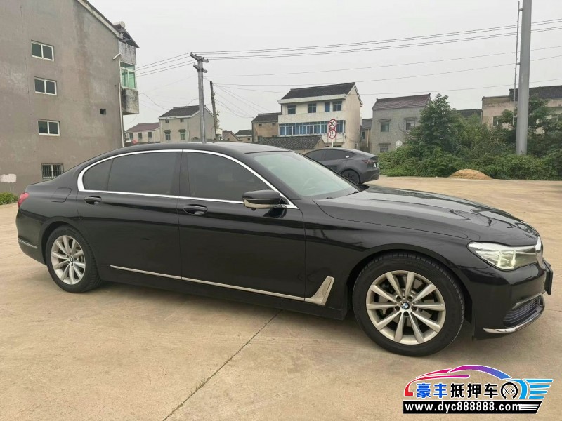 17年宝马7系轿车抵押车出售