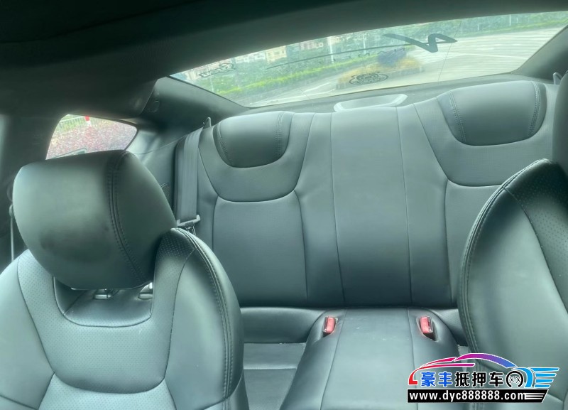 13年现代劳恩斯酷派轿车抵押车出售