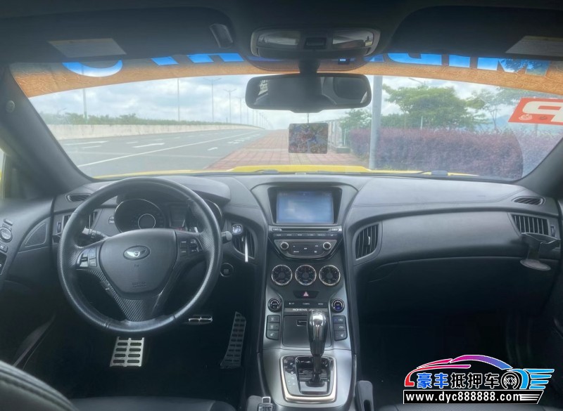 13年现代劳恩斯酷派轿车抵押车出售