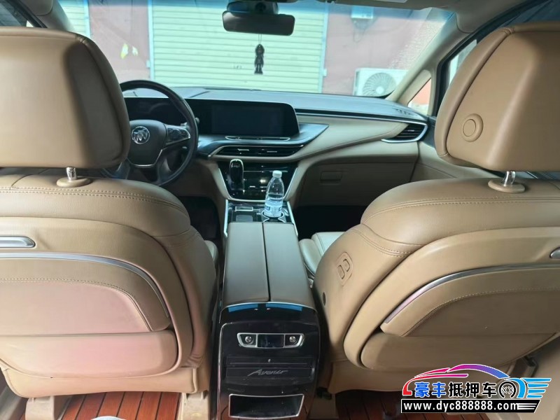 20年别克GL8轿车抵押车出售