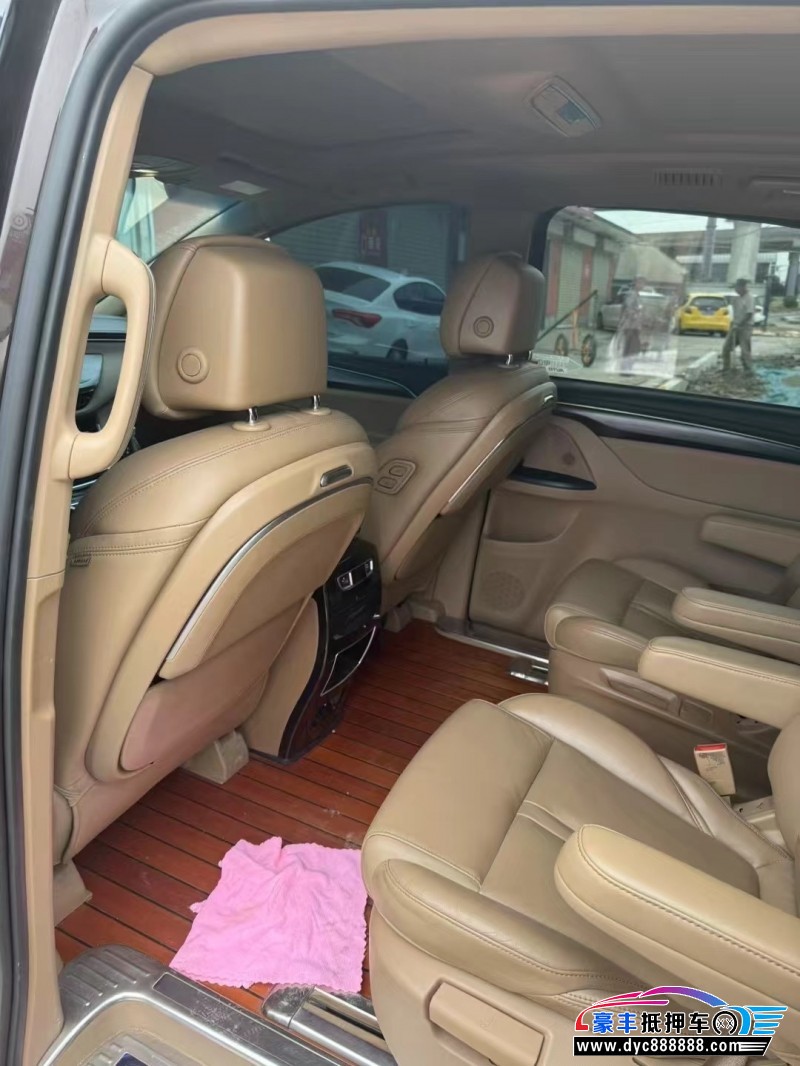 20年别克GL8轿车抵押车出售