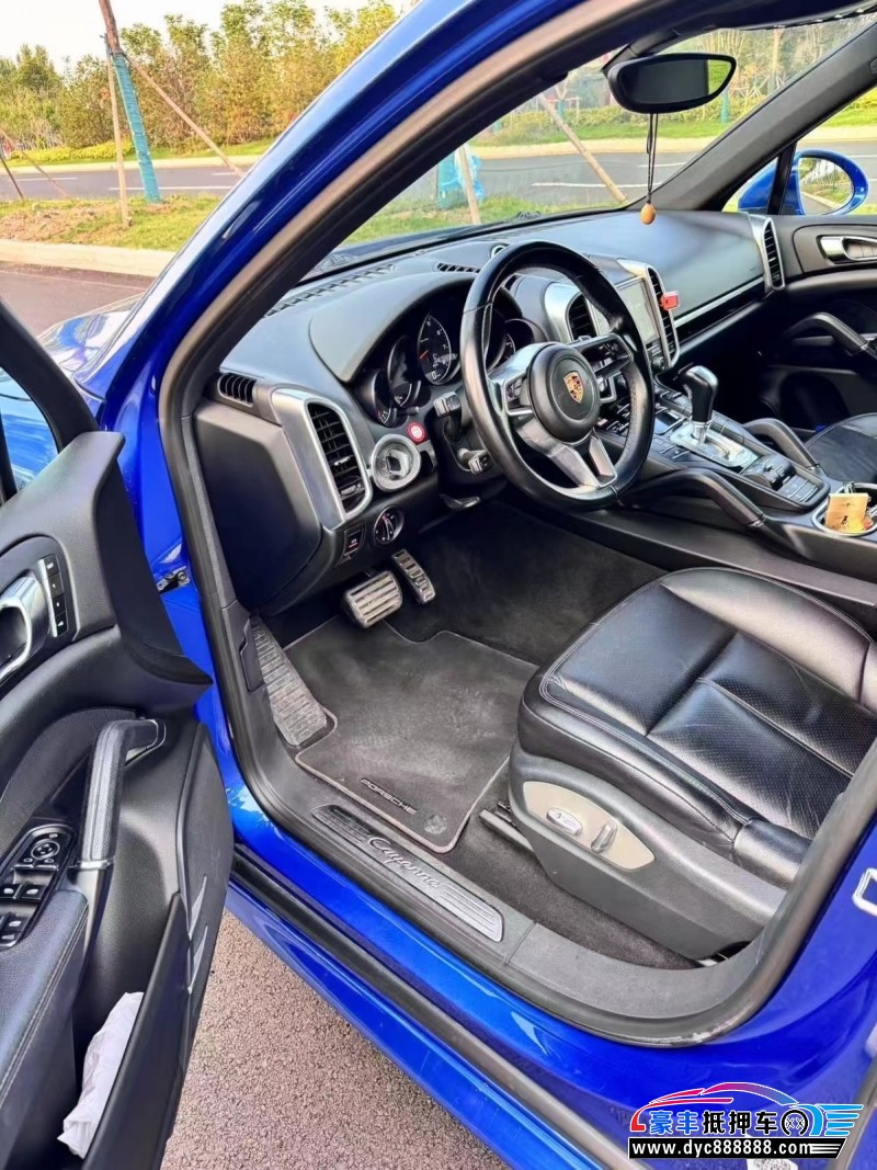 17年保时捷卡宴轿车抵押车出售