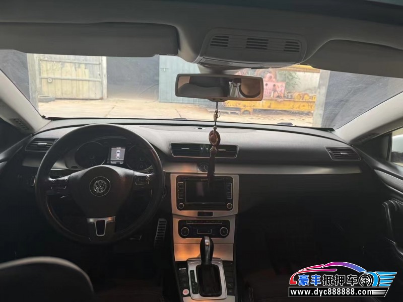 13年大众CC轿车抵押车出售