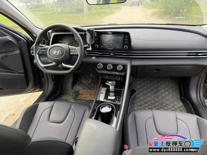 24年现代伊兰特轿车抵押车出售