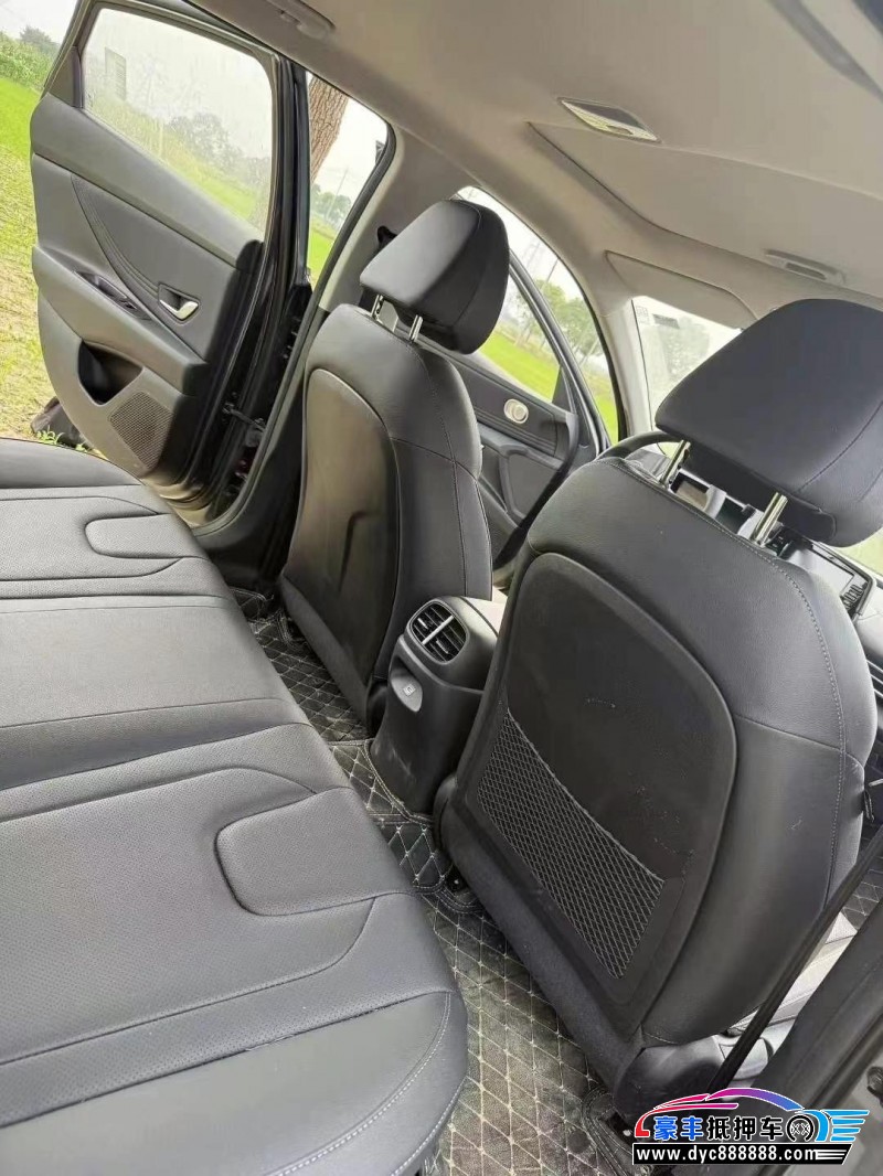 24年现代伊兰特轿车抵押车出售