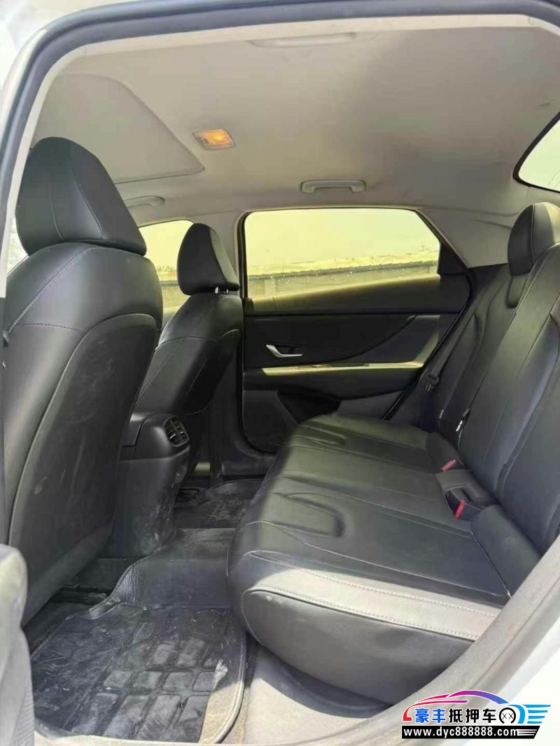 24年现代伊兰特轿车抵押车出售