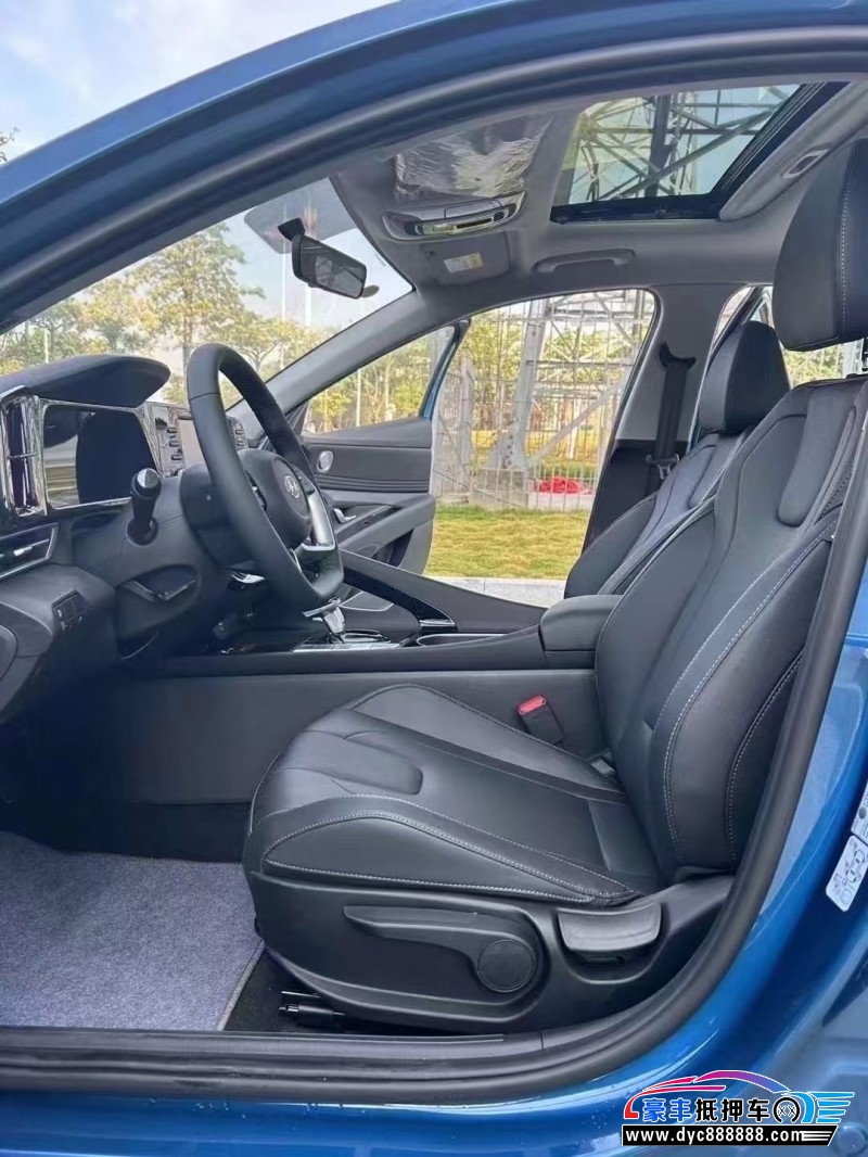 23年现代伊兰特轿车抵押车出售