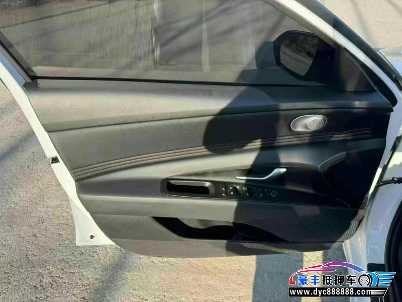 23年现代伊兰特轿车抵押车出售