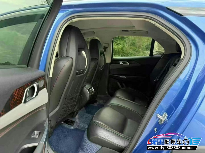 18年领克02轿车抵押车出售