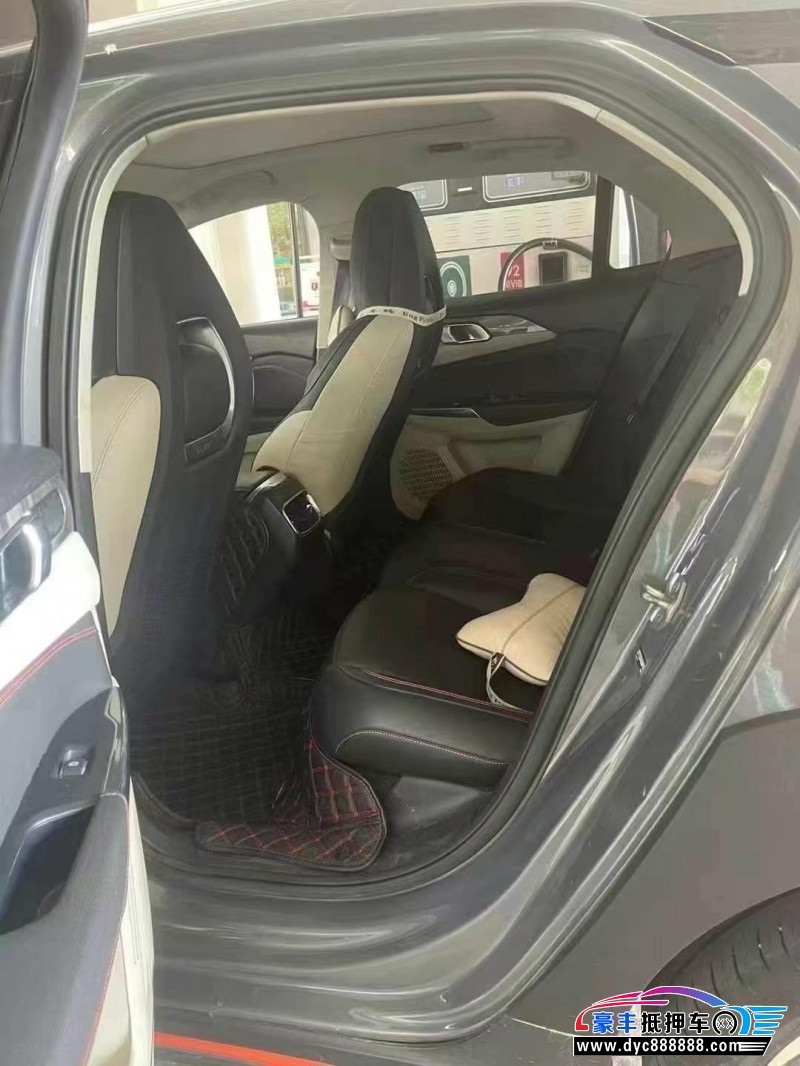 19年领克02轿车抵押车出售