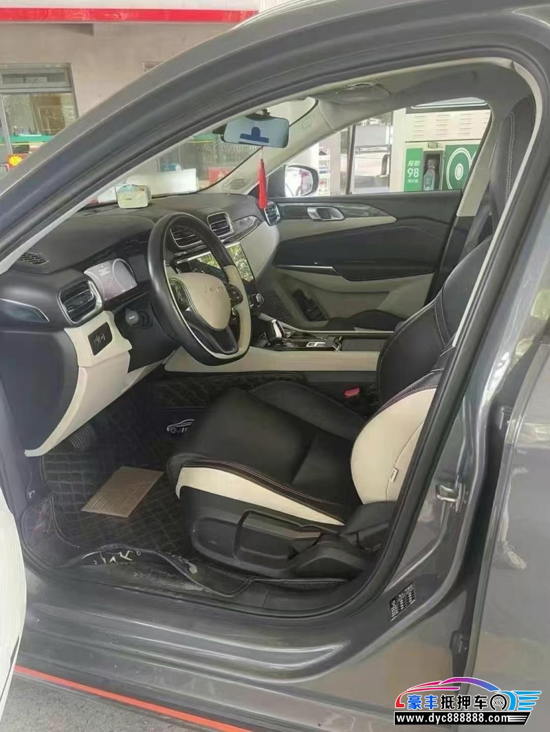 19年领克02轿车抵押车出售