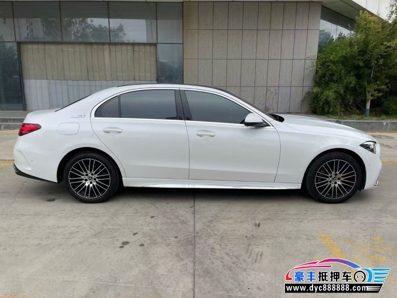 23年奔驰C轿车抵押车出售