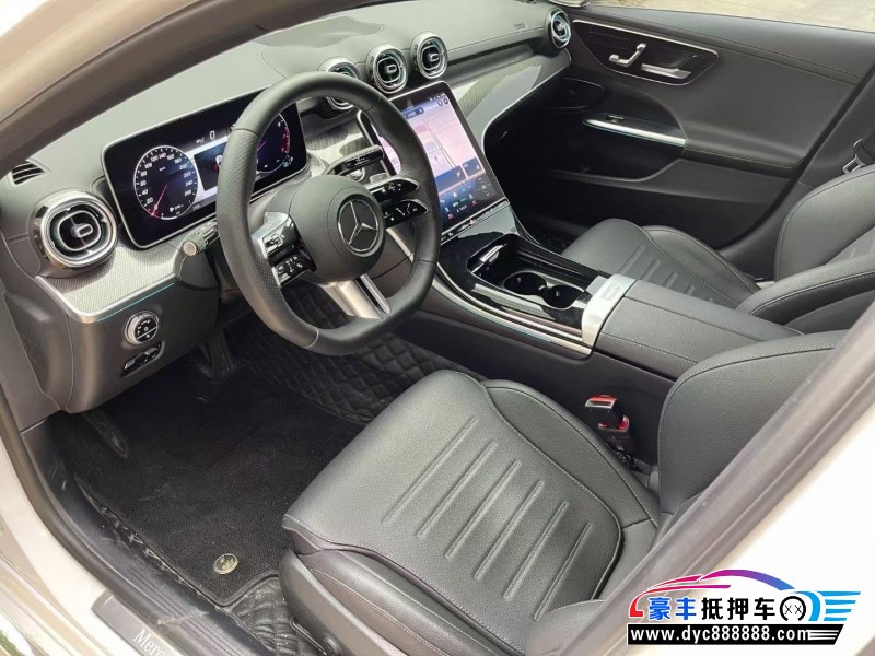 23年奔驰C轿车抵押车出售