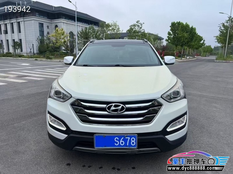 抵押车出售14年现代新胜达轿车