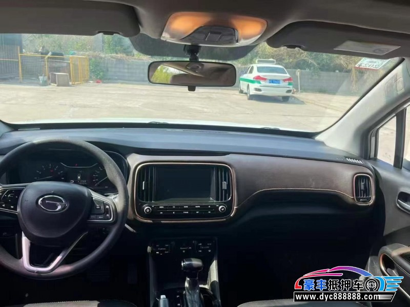 19年传祺gs3轿车抵押车出售