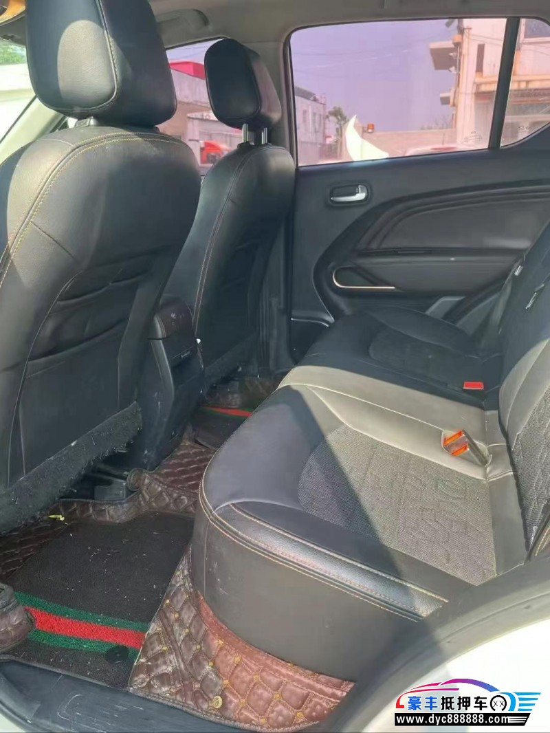 19年传祺gs3轿车抵押车出售