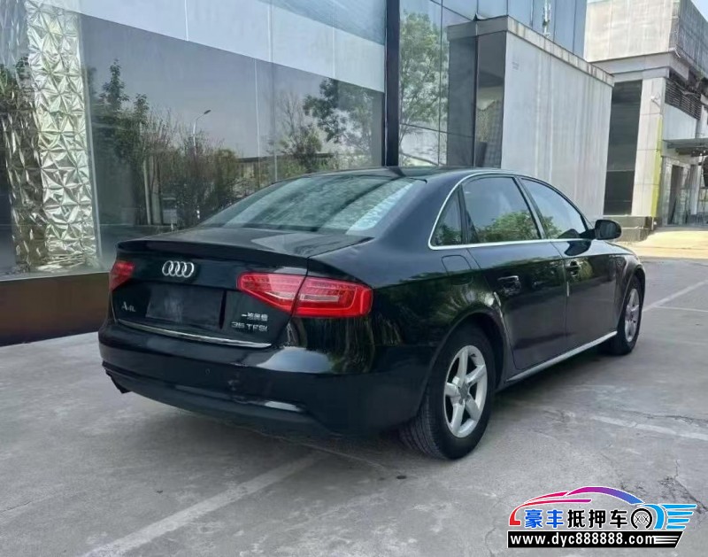 13年奥迪A4轿车抵押车出售