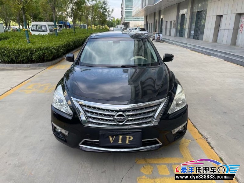 14年日产天籁轿车抵押车出售