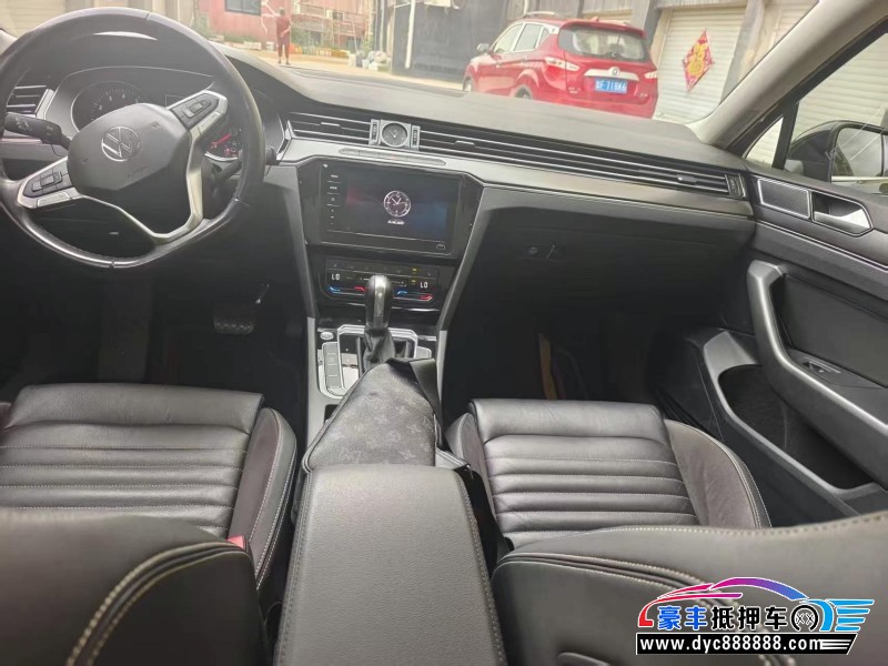 22年大众迈腾轿车抵押车出售