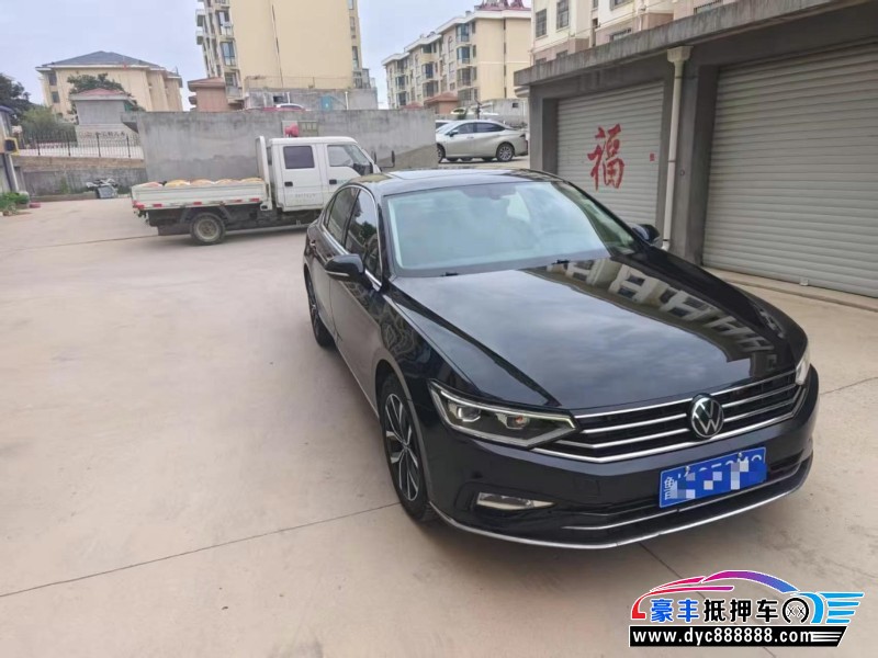 22年大众迈腾轿车抵押车出售