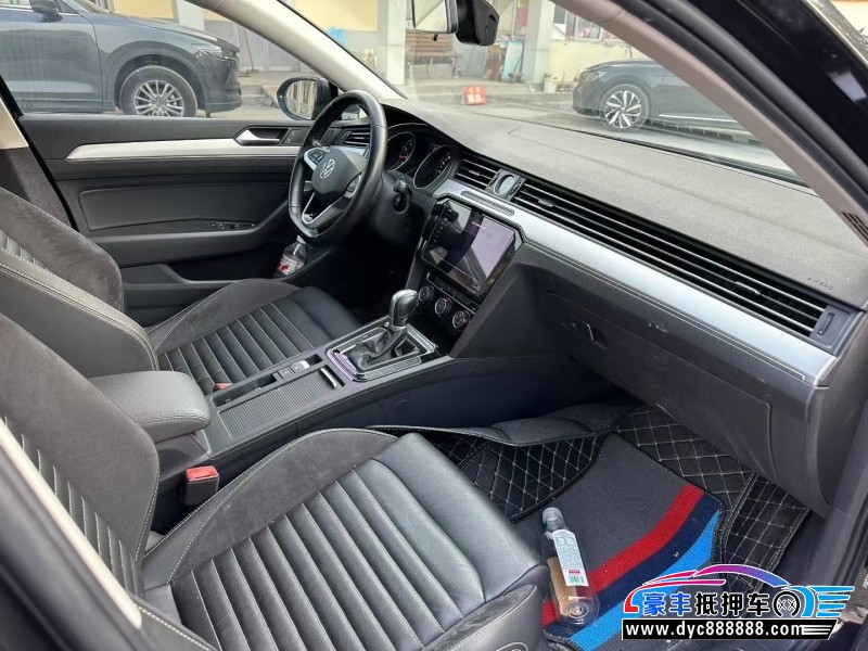 21年大众迈腾轿车抵押车出售