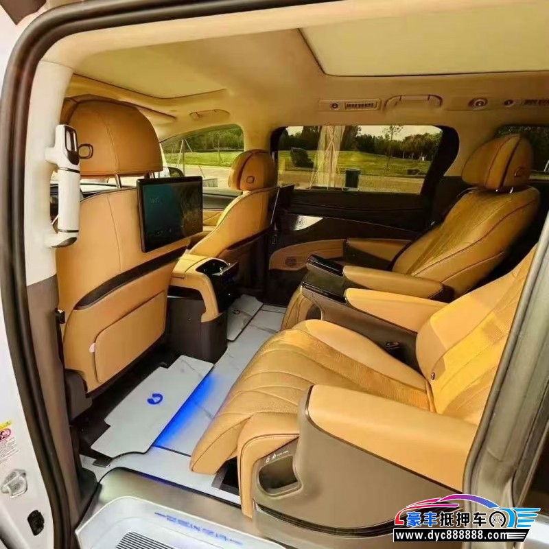 23年腾势D9轿车抵押车出售