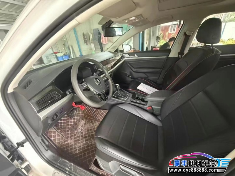 22年大众朗逸轿车抵押车出售