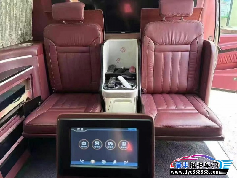 15年奔驰威霆轿车抵押车出售